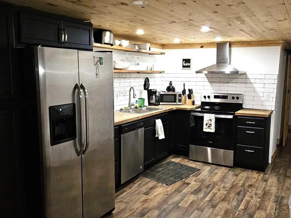 Modern Style, Arcade, Fire Pit, Pet Friendly Villa Pigeon Forge Kültér fotó